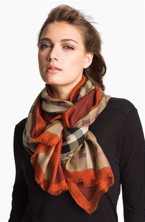 how to wear louis vuitton scarf|genuine Louis Vuitton scarf.